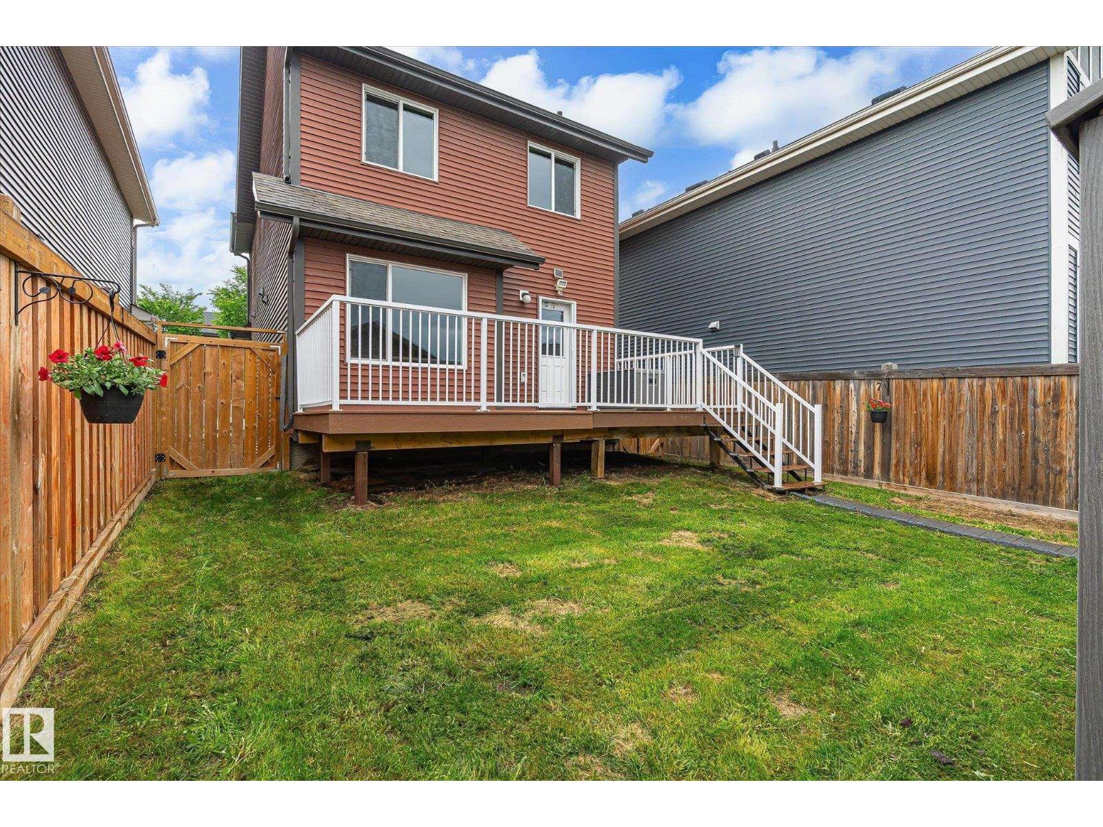 9039 219 ST NW - 40