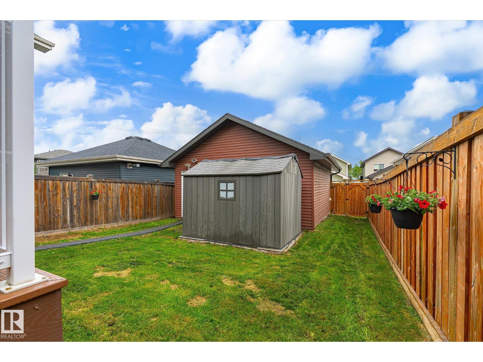 9039 219 ST NW - 44