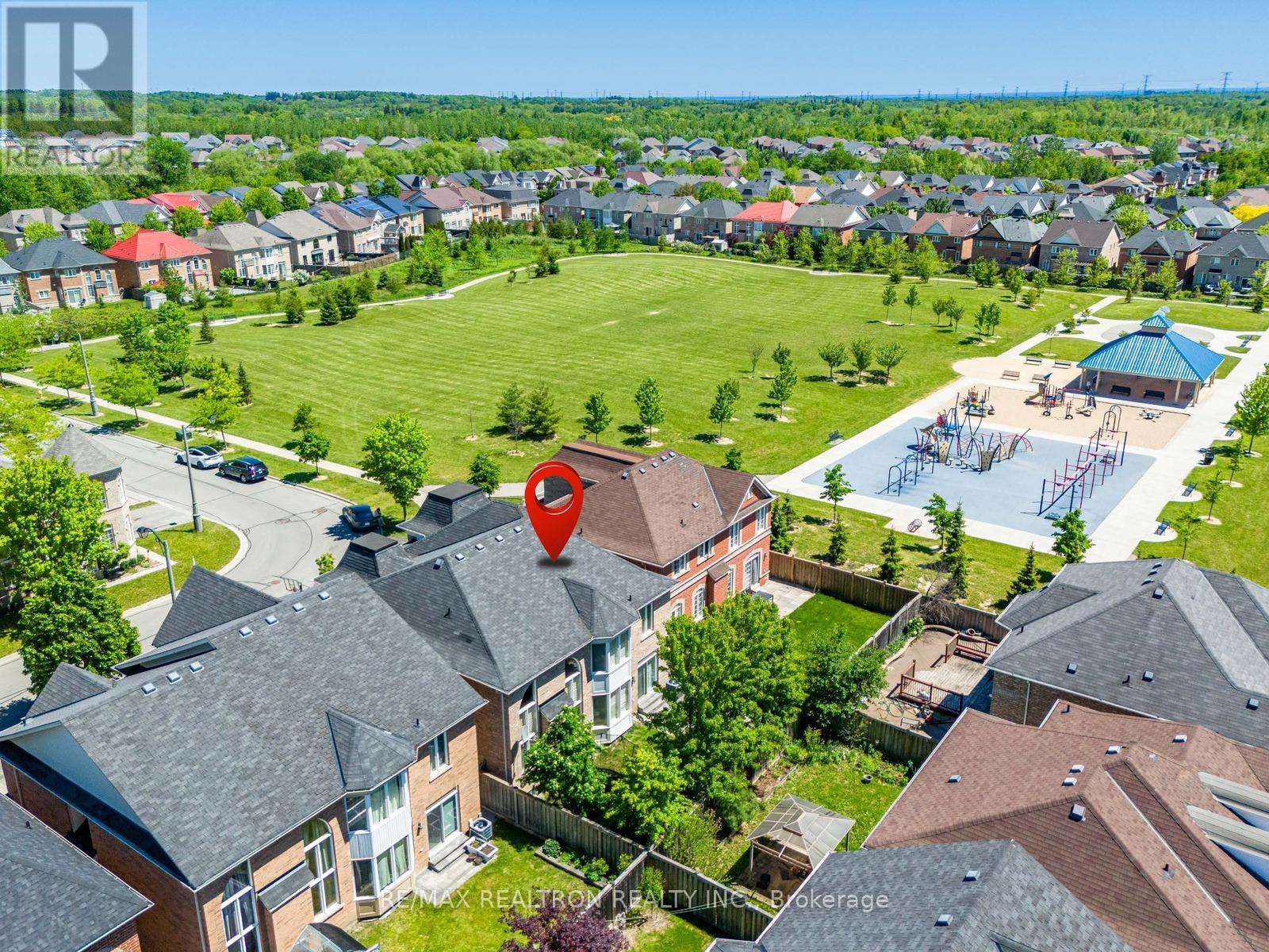 21 RENNIE AVENUE - 5