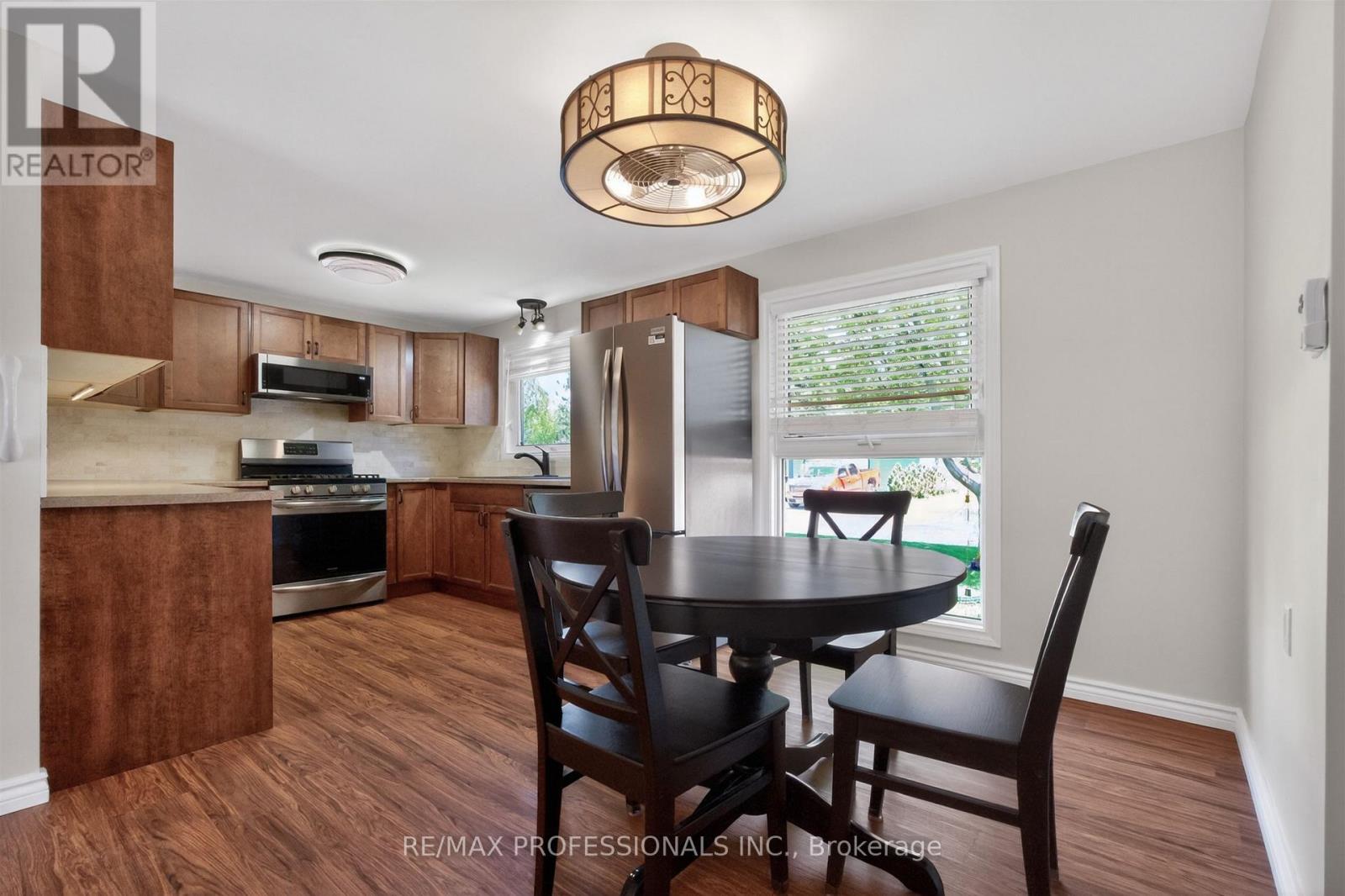 7 TAMARACK COURT - 13