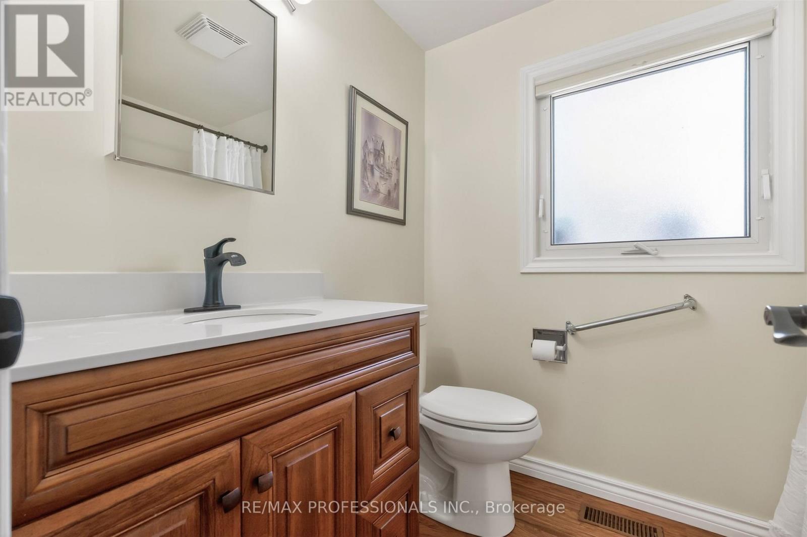 7 TAMARACK COURT - 25