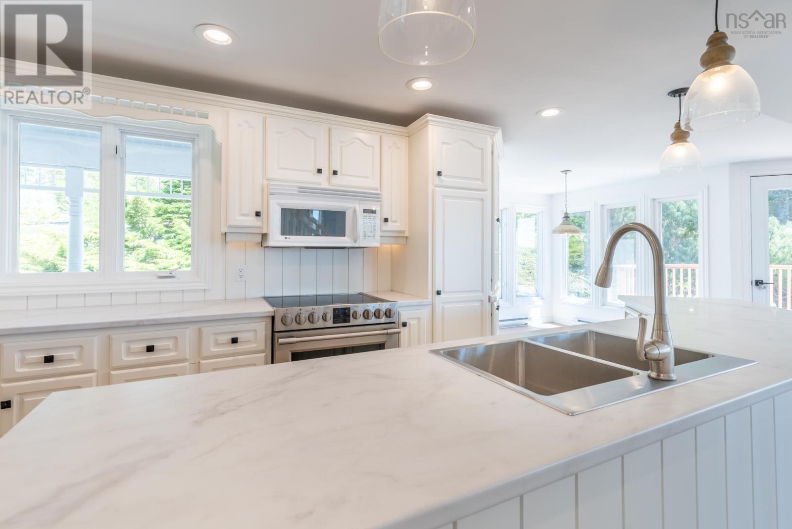 225 Canaan Road - 6
