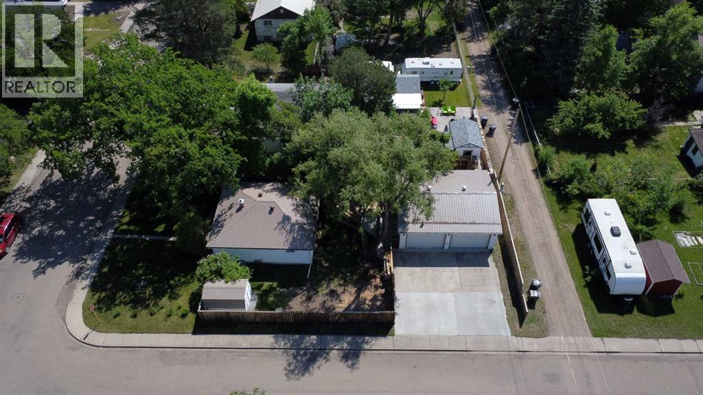 31 Spruce Avenue W — photo 7
