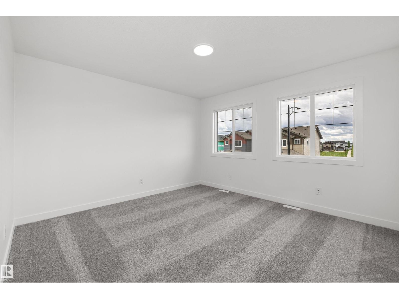 8608 183 AV NW - 31