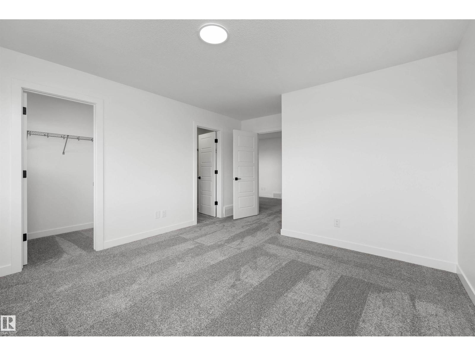 8608 183 AV NW — photo 34