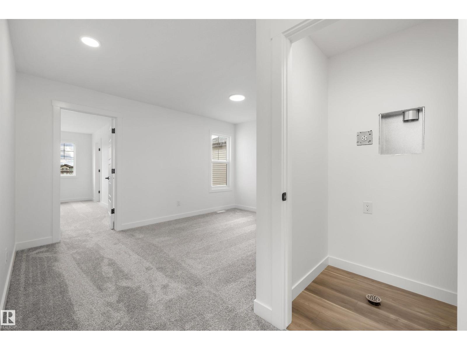 8608 183 AV NW - 25