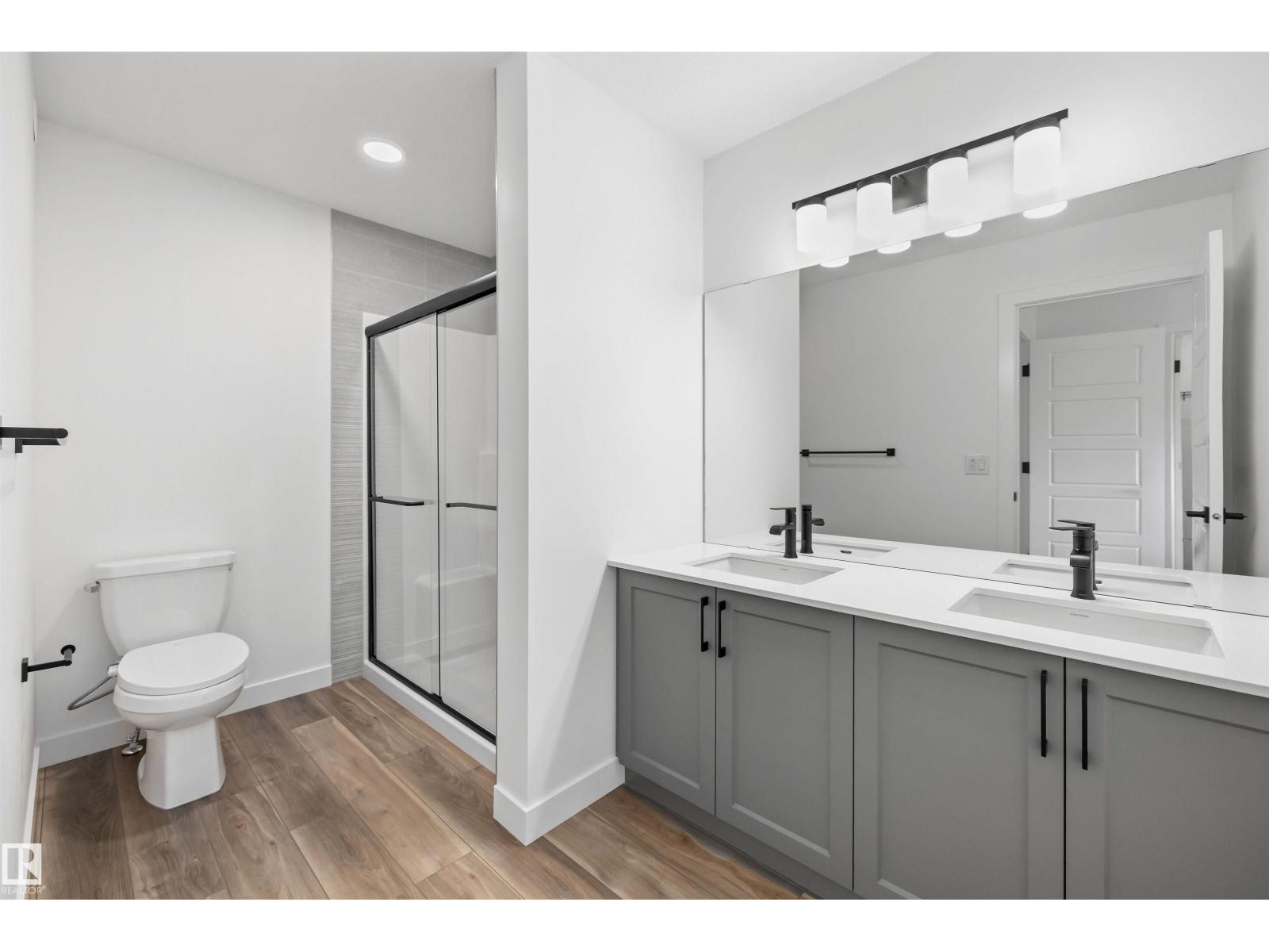 8608 183 AV NW - 36