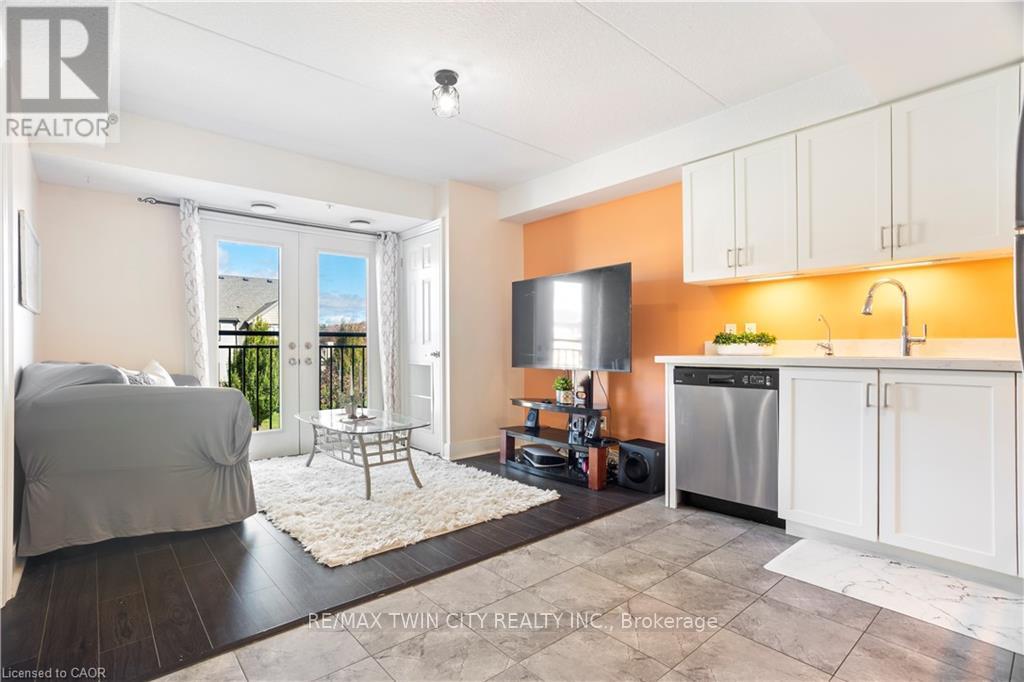 #204 64 FREDERICK DRIVE - 13