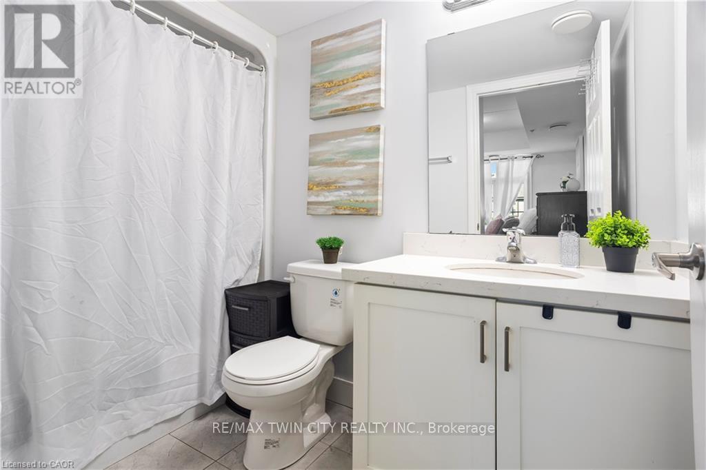 #204 64 FREDERICK DRIVE - 7