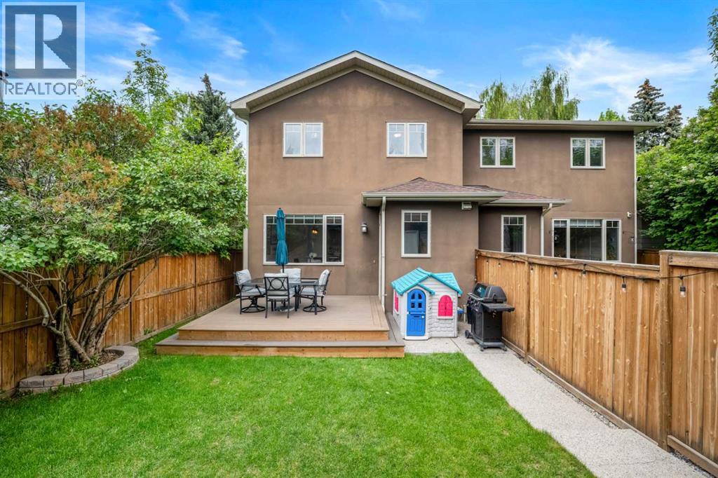 529 30 Avenue NW — photo 37