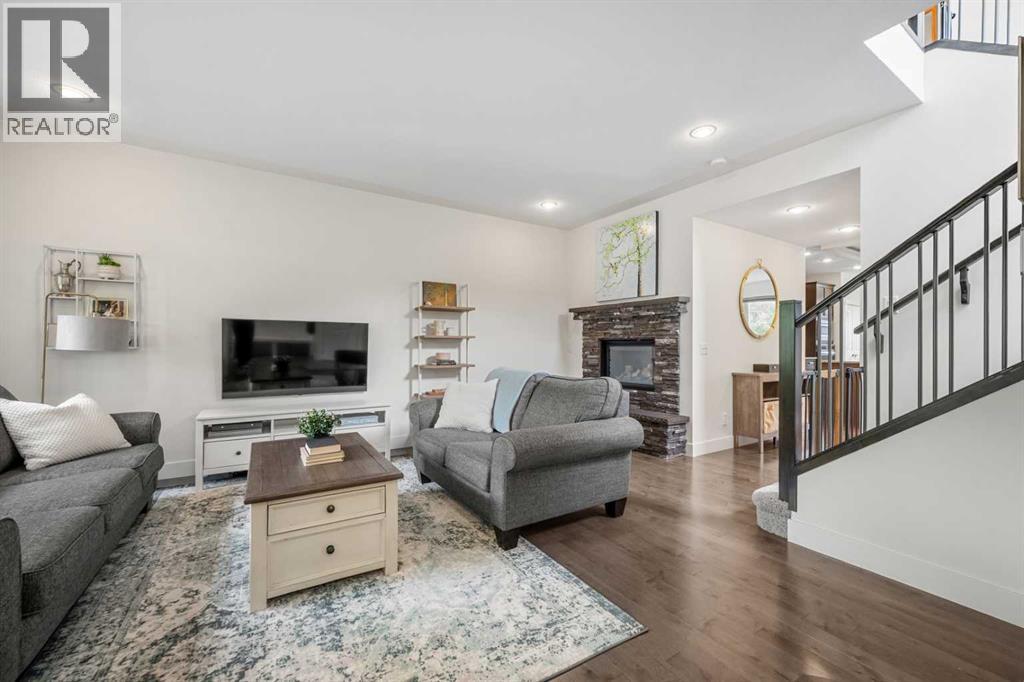 529 30 Avenue NW - photo 5