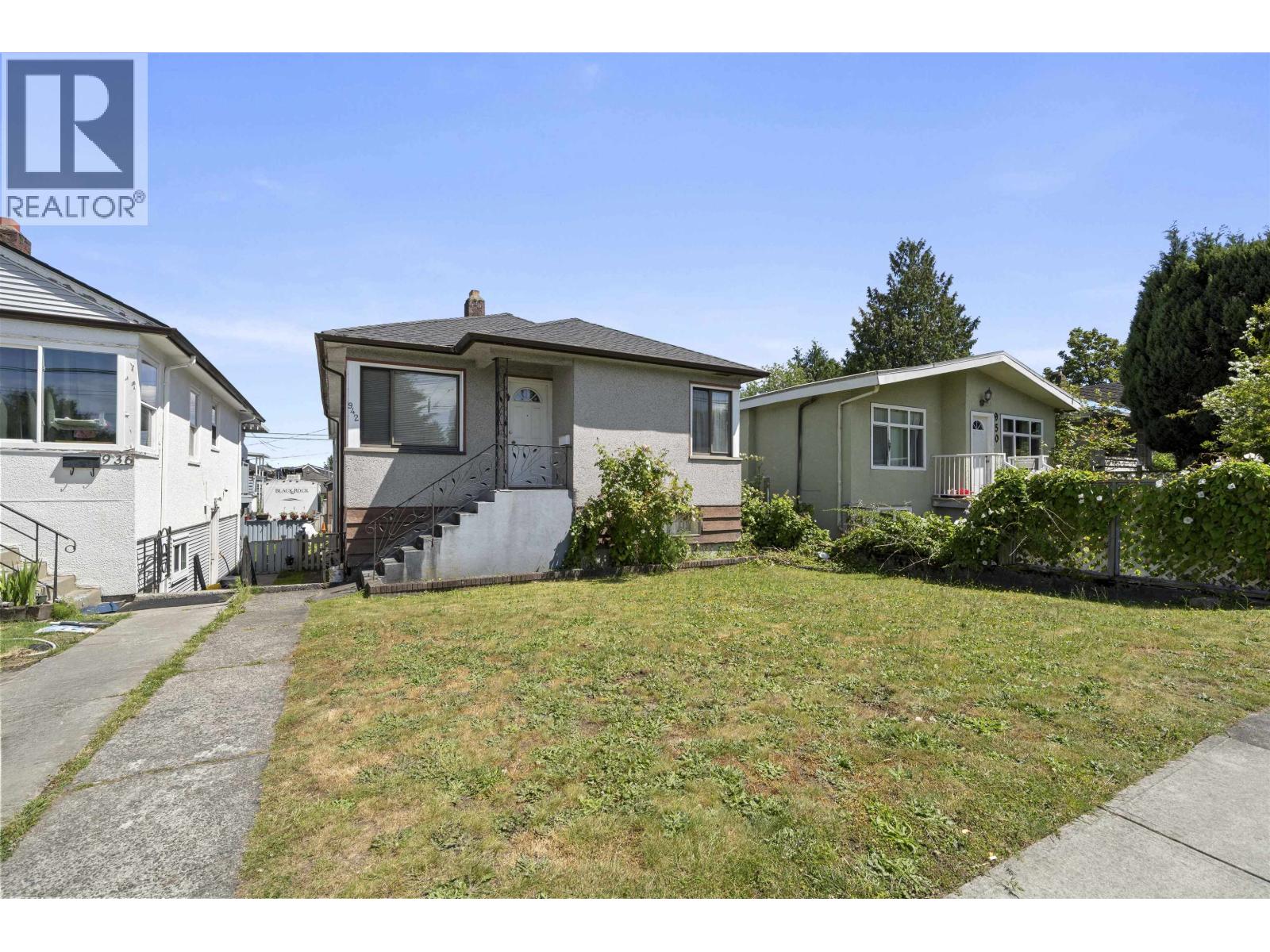 942 NANAIMO STREET