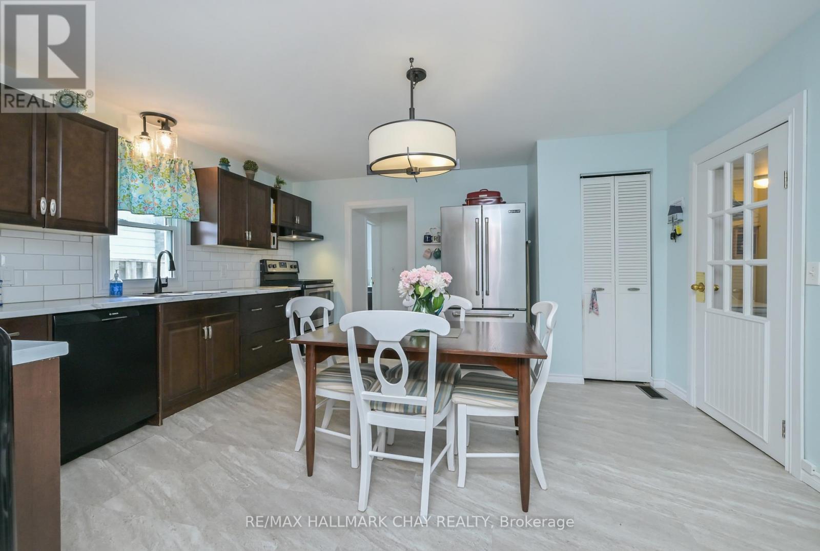 141 MURPHY ROAD - 6