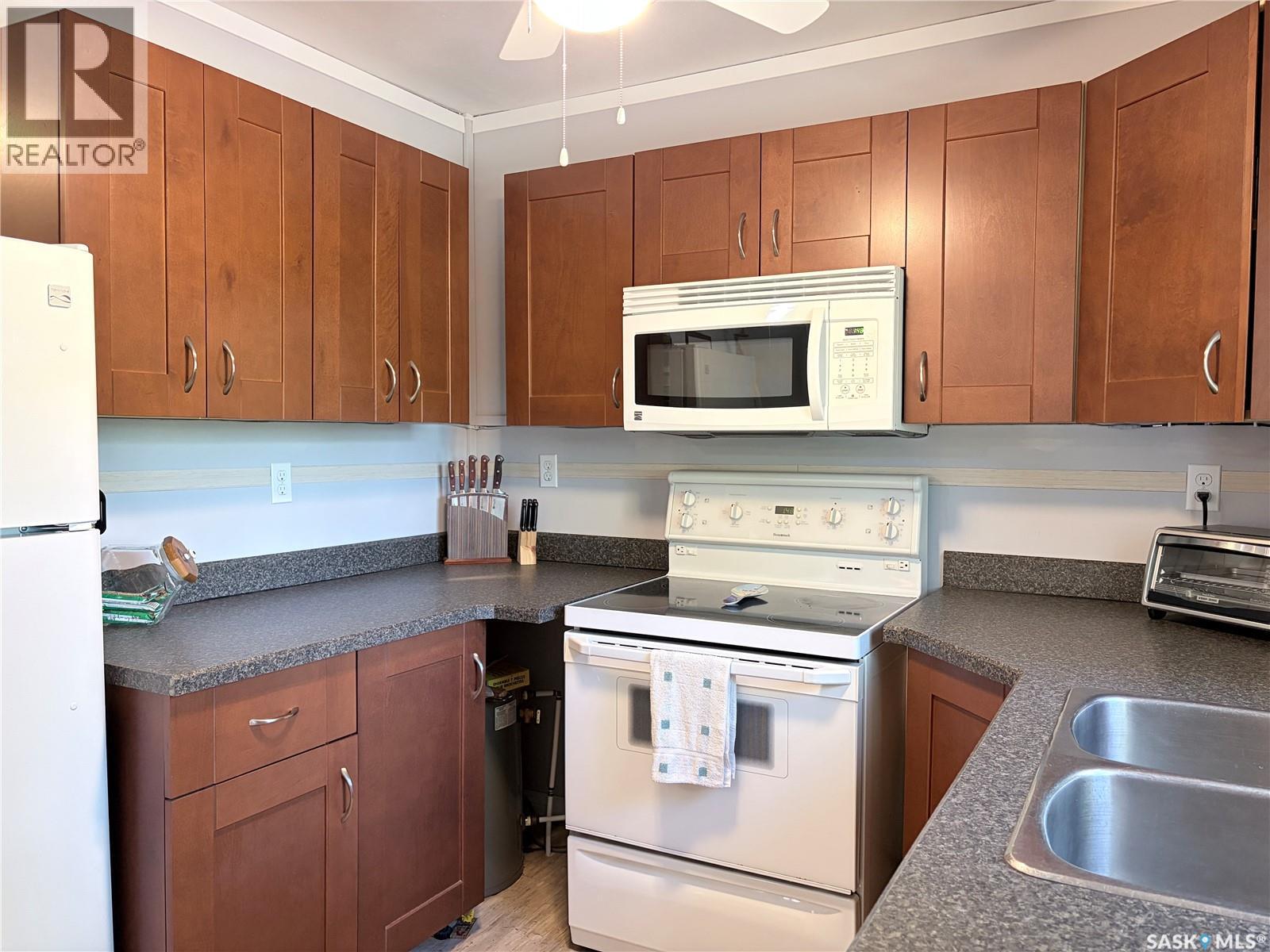 1100 Lakeside ROAD - 12