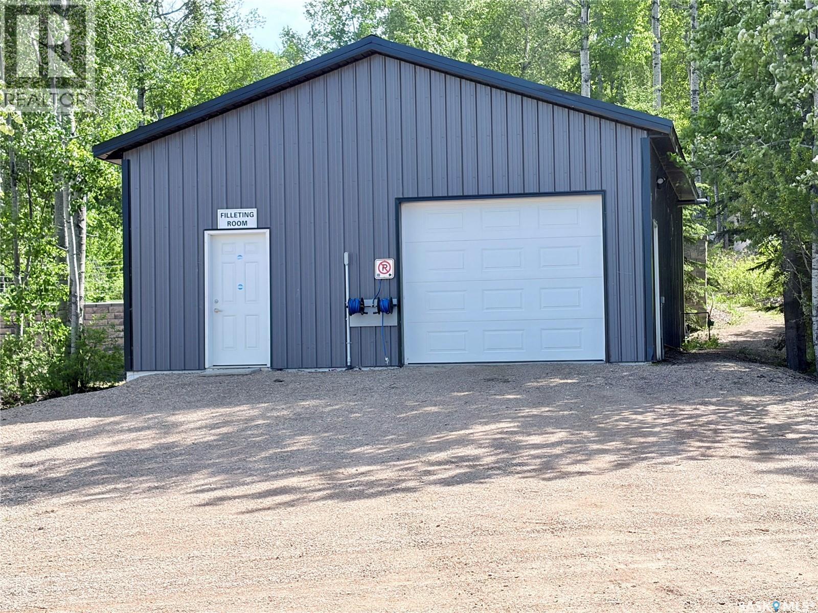 1100 Lakeside ROAD - 44