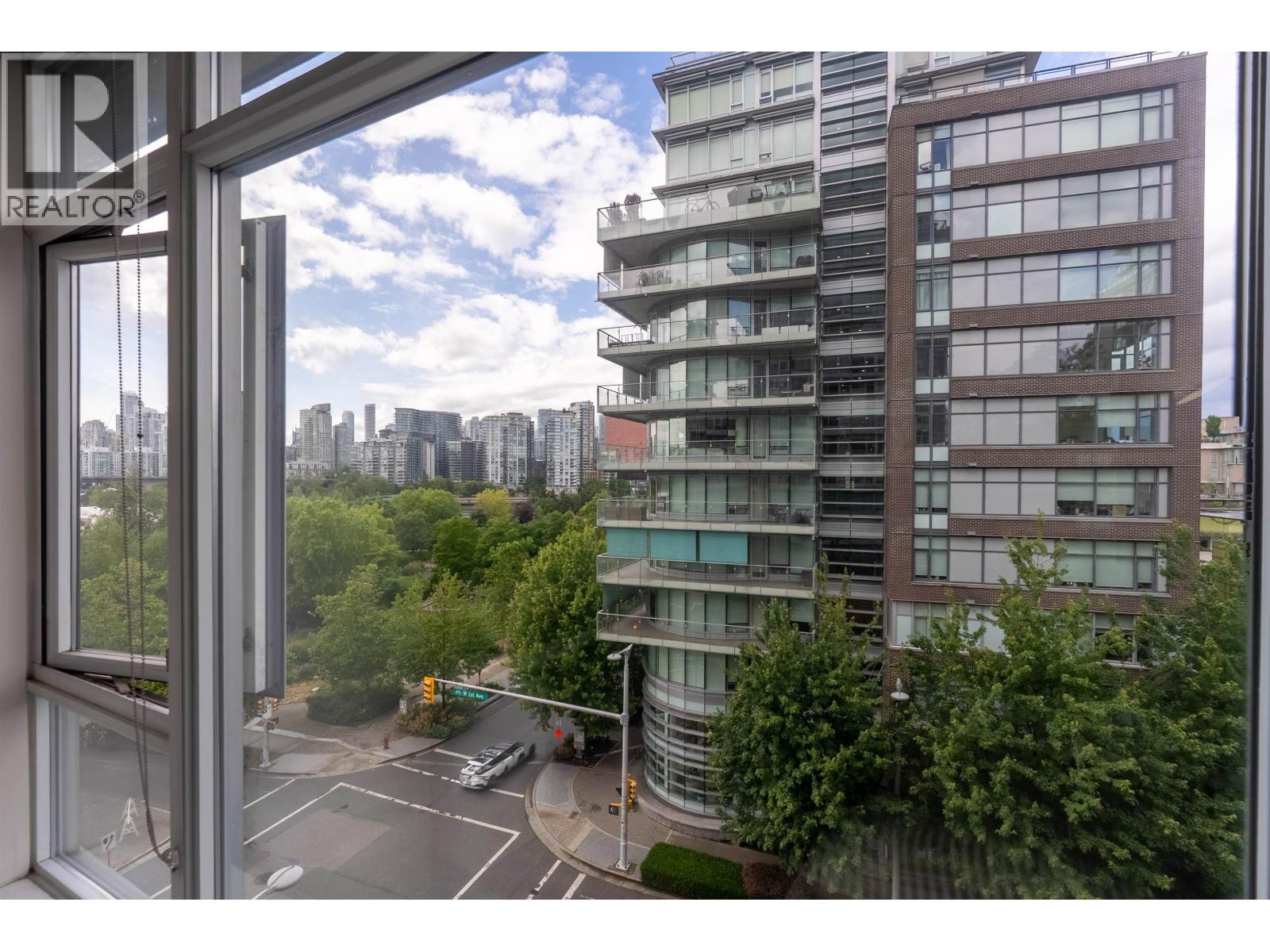 608 1708 COLUMBIA STREET, Vancouver