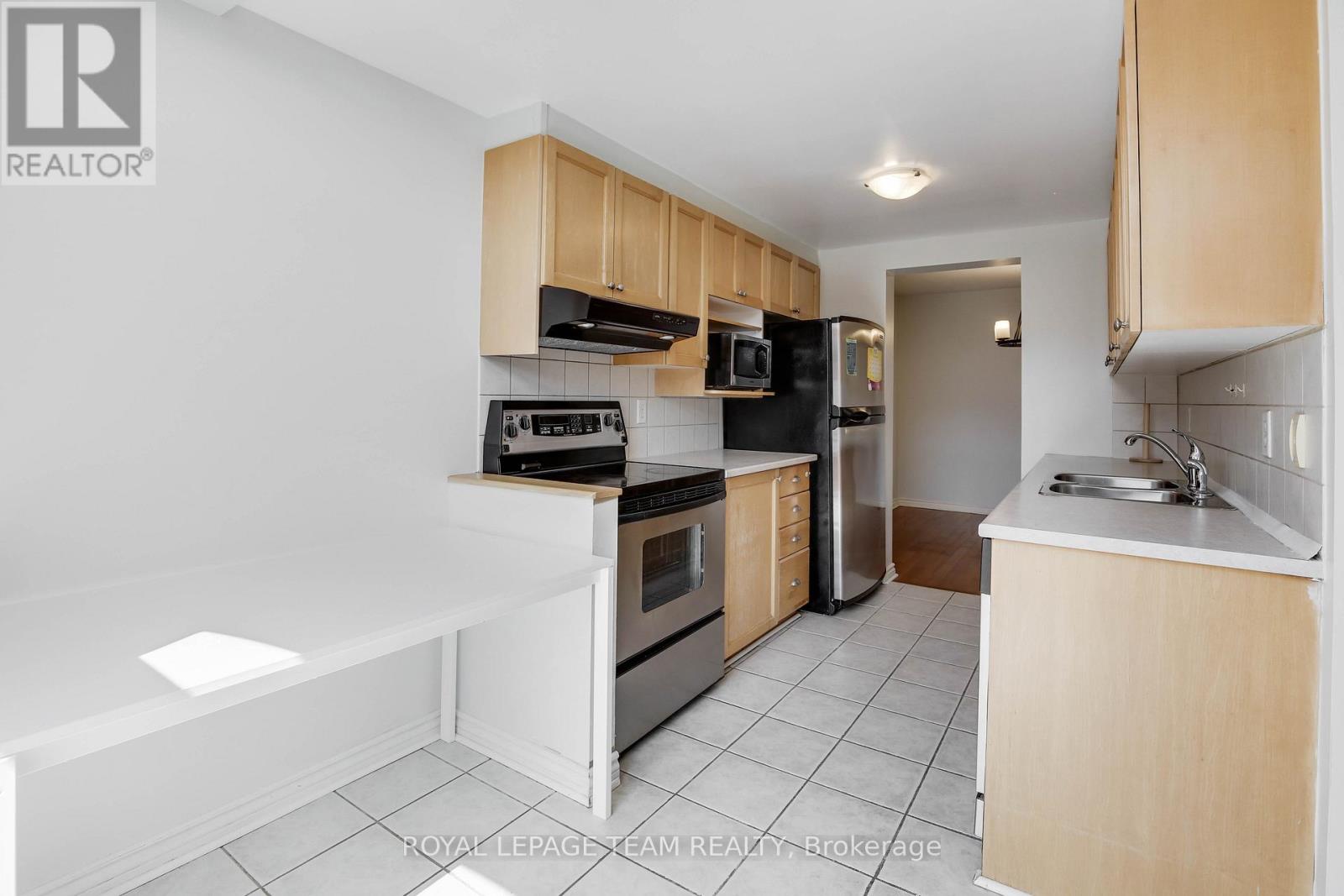 3 Bed, 3 Bath House for Rent in Ottawa – 33 SCAMPTON DRIVE, Ottawa – MLS# X13448606 - Image 14