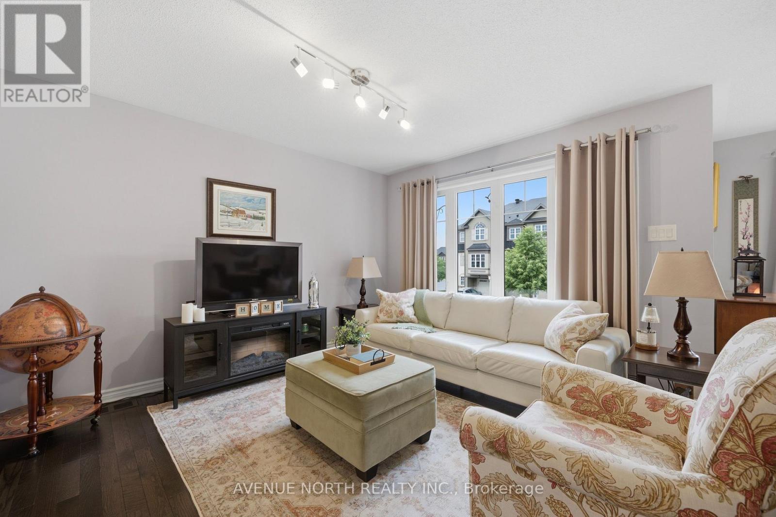2 Bed, 2 Bath House for Sale in Ottawa – 536 SNOW GOOSE STREET, Ottawa – MLS# X13448616 - Image 16