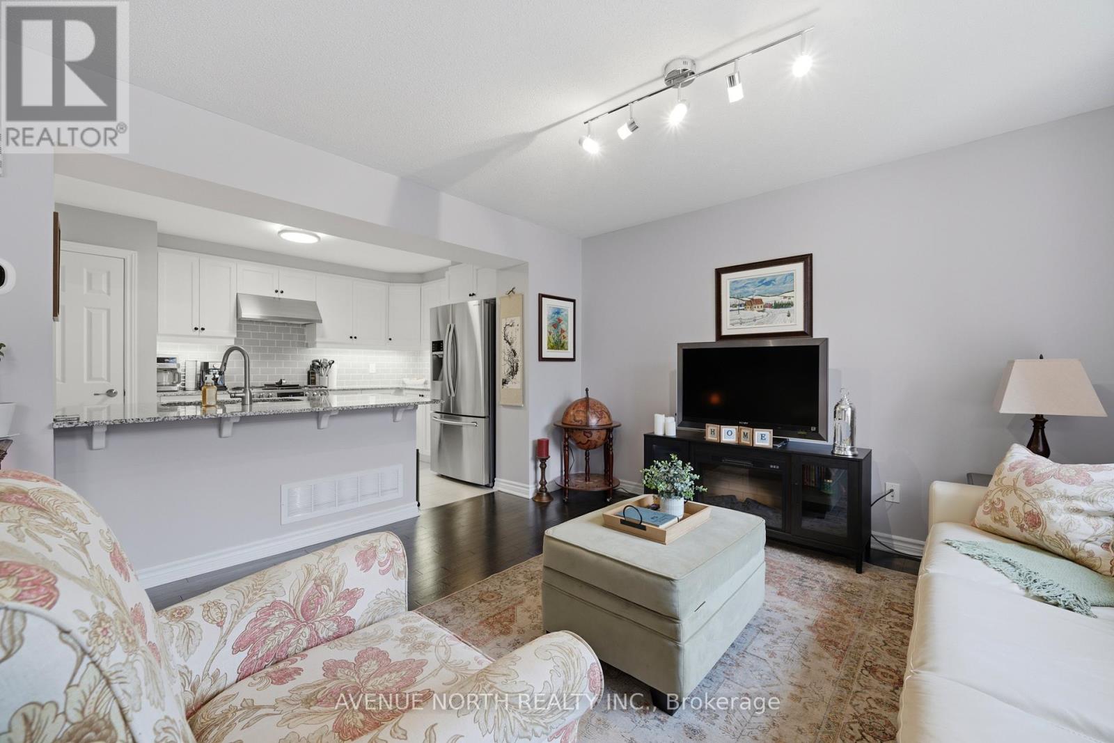 2 Bed, 2 Bath House for Sale in Ottawa – 536 SNOW GOOSE STREET, Ottawa – MLS# X13448616 - Image 17