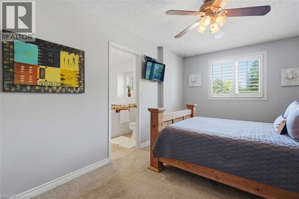 1531 UPPER WELLINGTON Street - 26