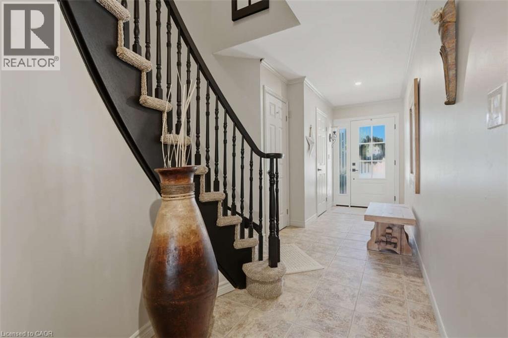 1531 UPPER WELLINGTON Street - 3