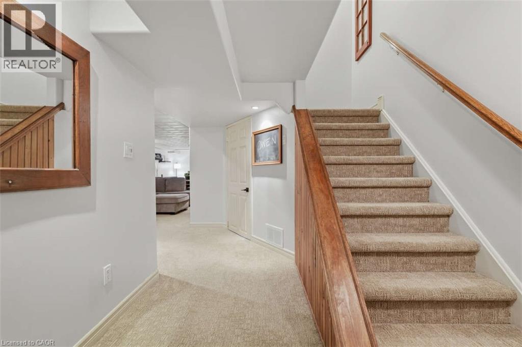 1531 UPPER WELLINGTON Street - 36