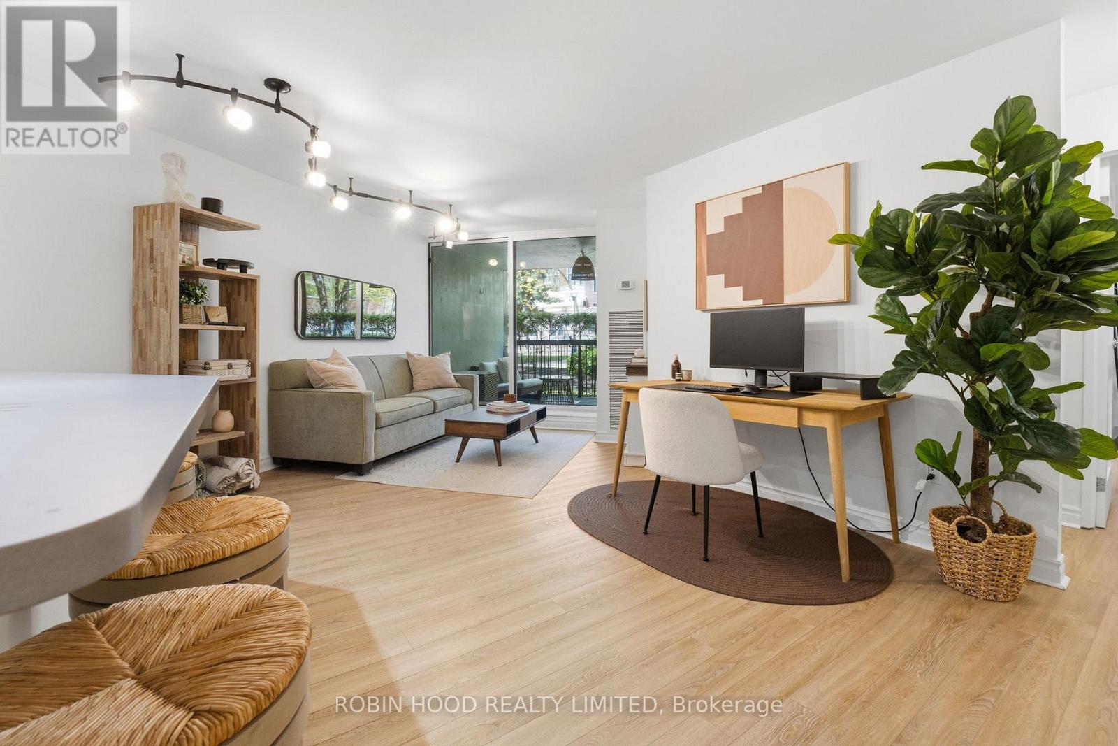 #123 77 MAITLAND PLACE - 10