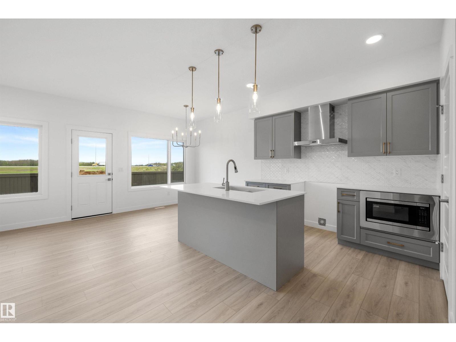 8536 183 AV NW — photo 7