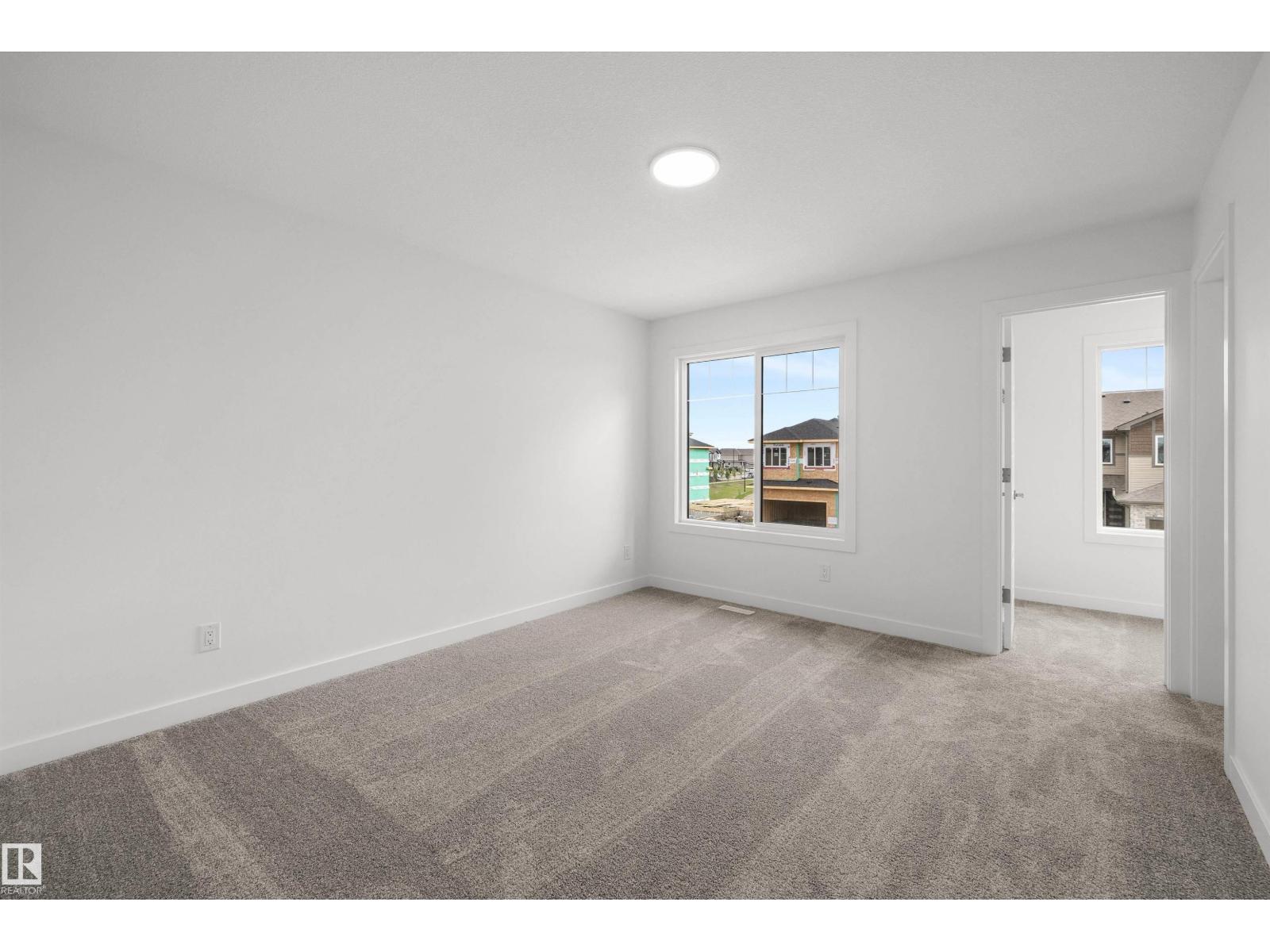 8536 183 AV NW - 32