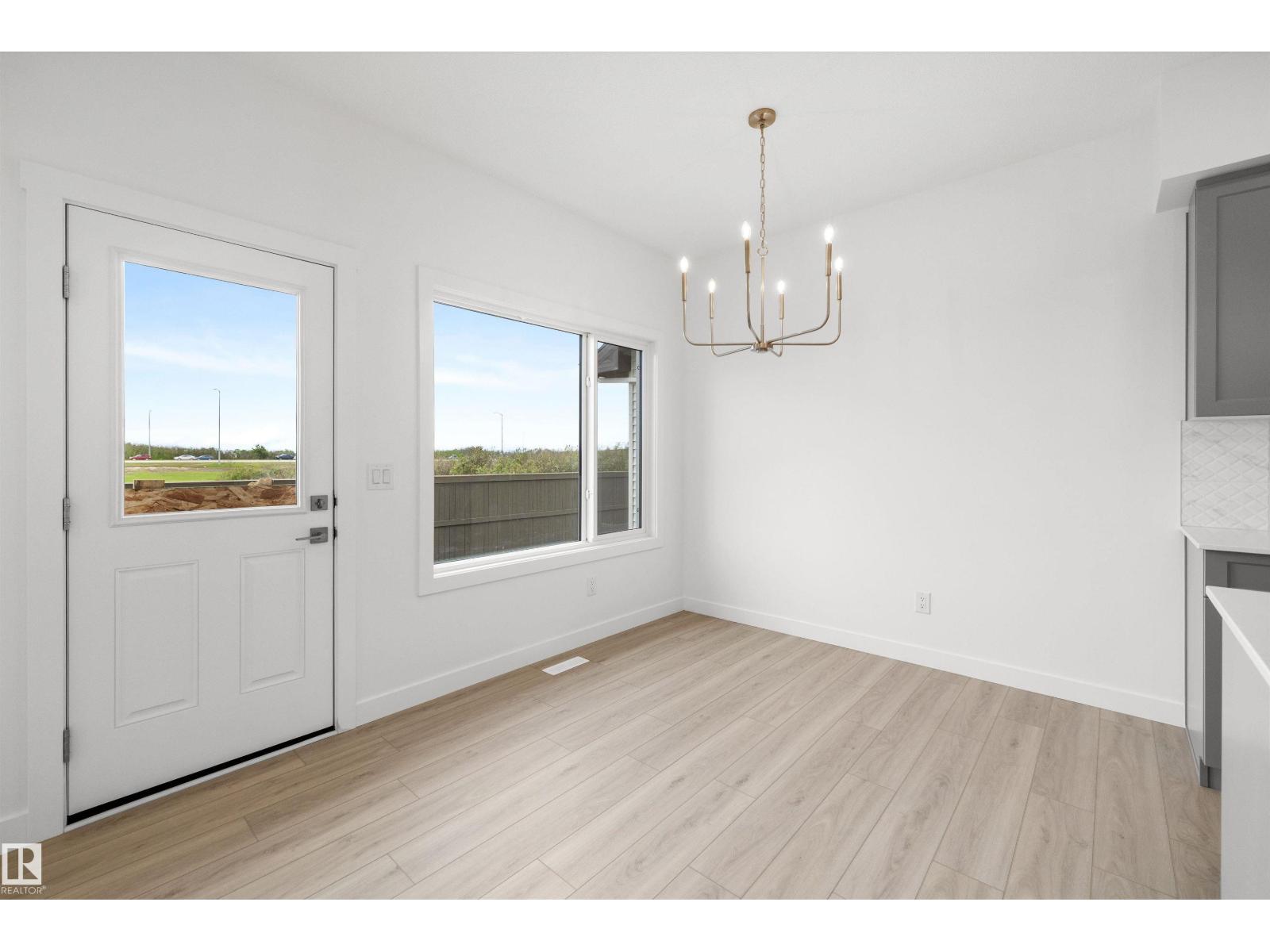 8536 183 AV NW - 13