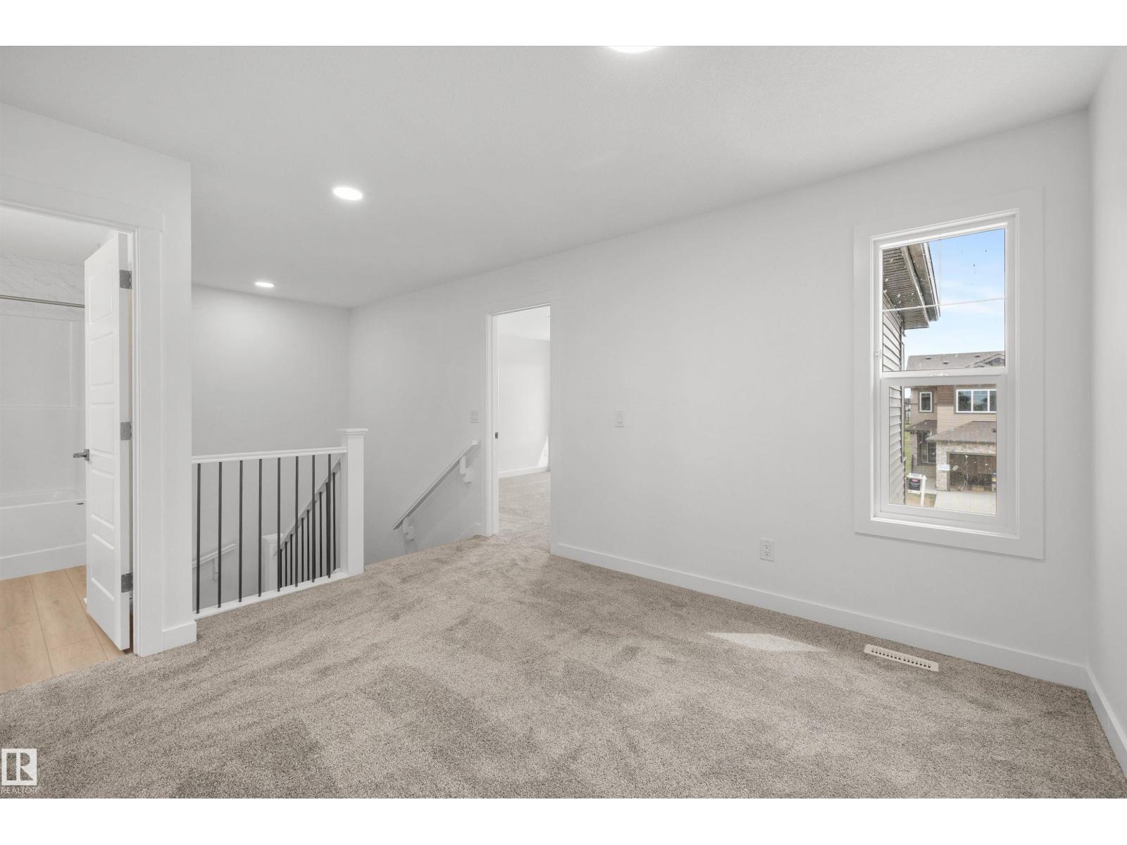 8536 183 AV NW - 23