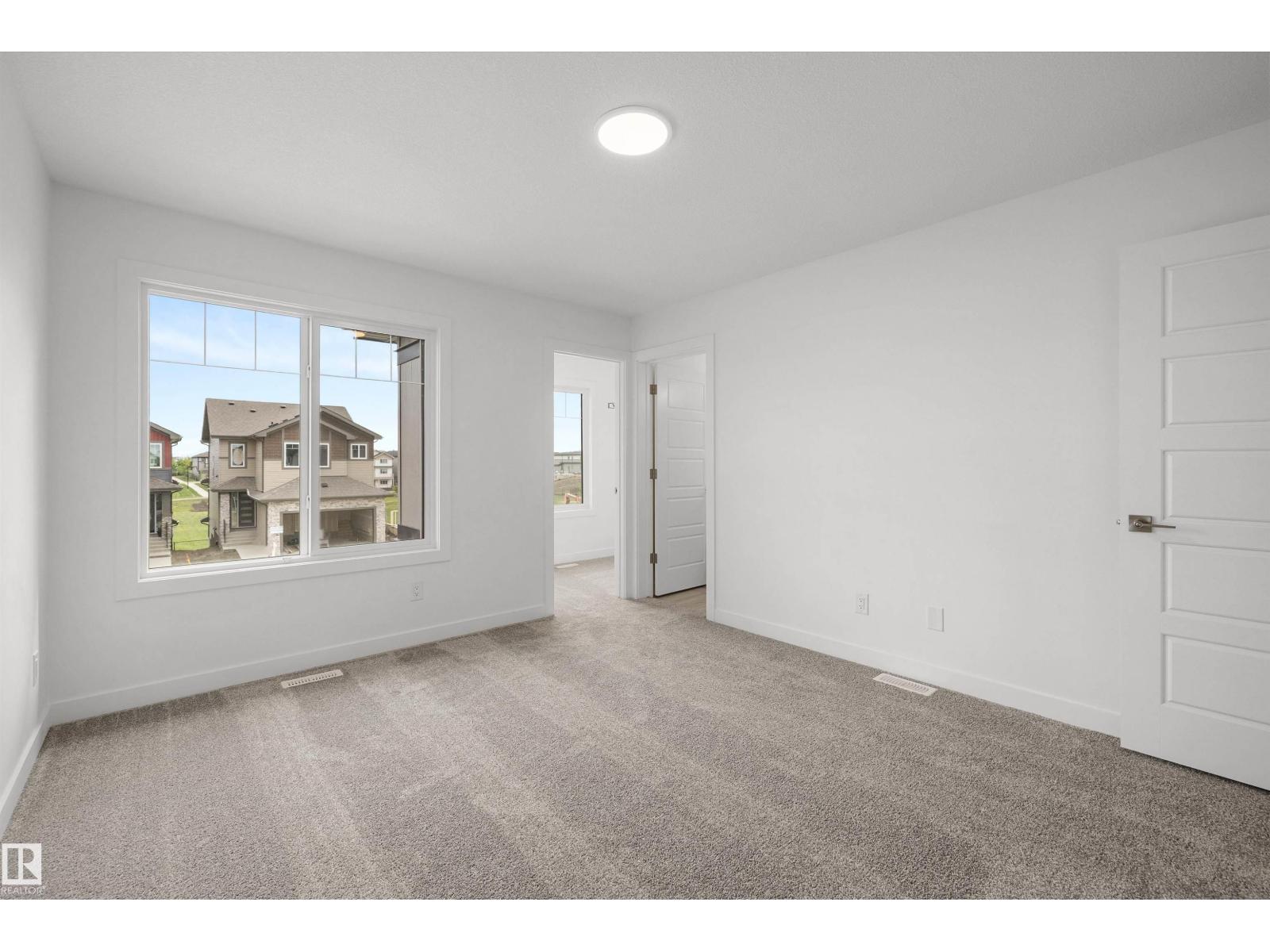 8536 183 AV NW - 34