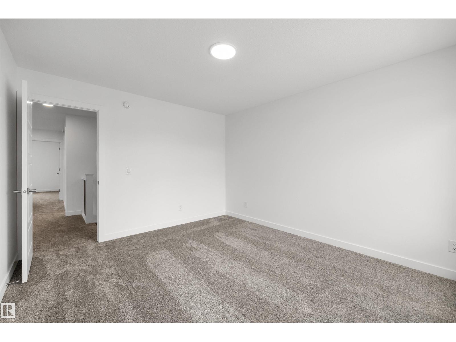 8536 183 AV NW - 35