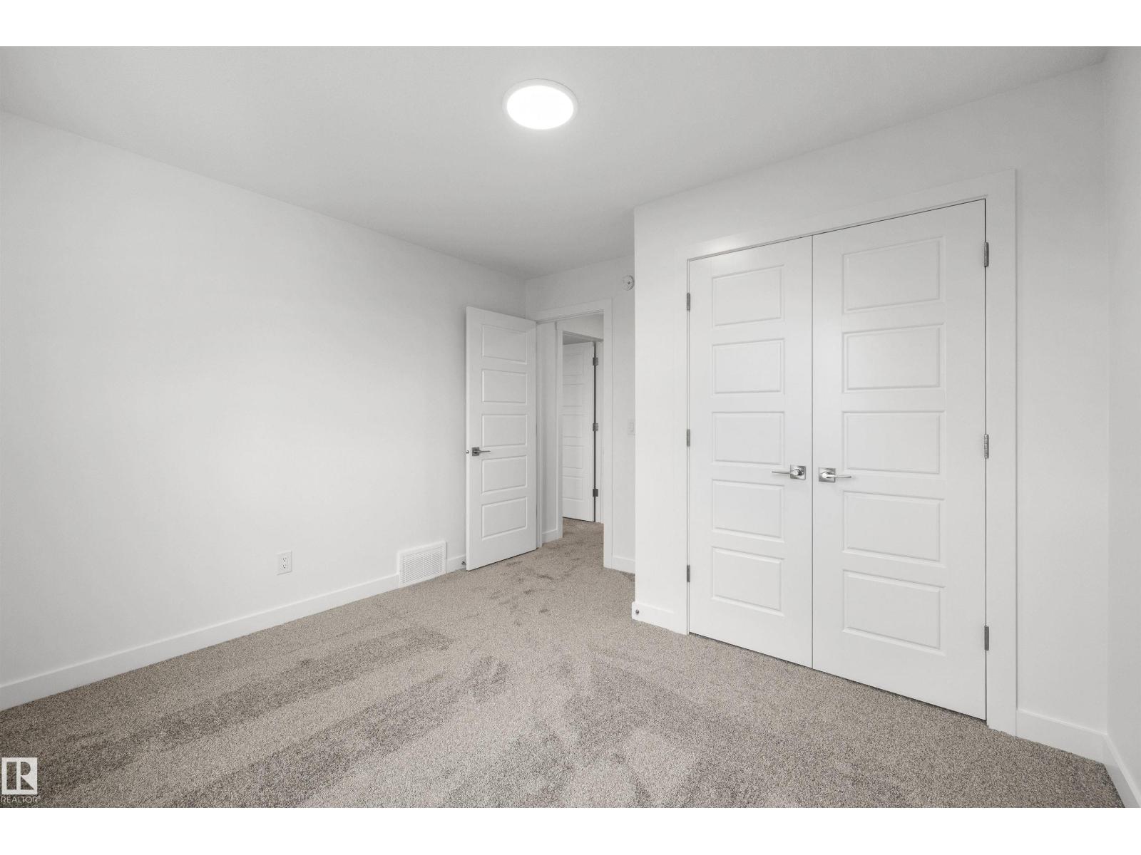 8536 183 AV NW - 29