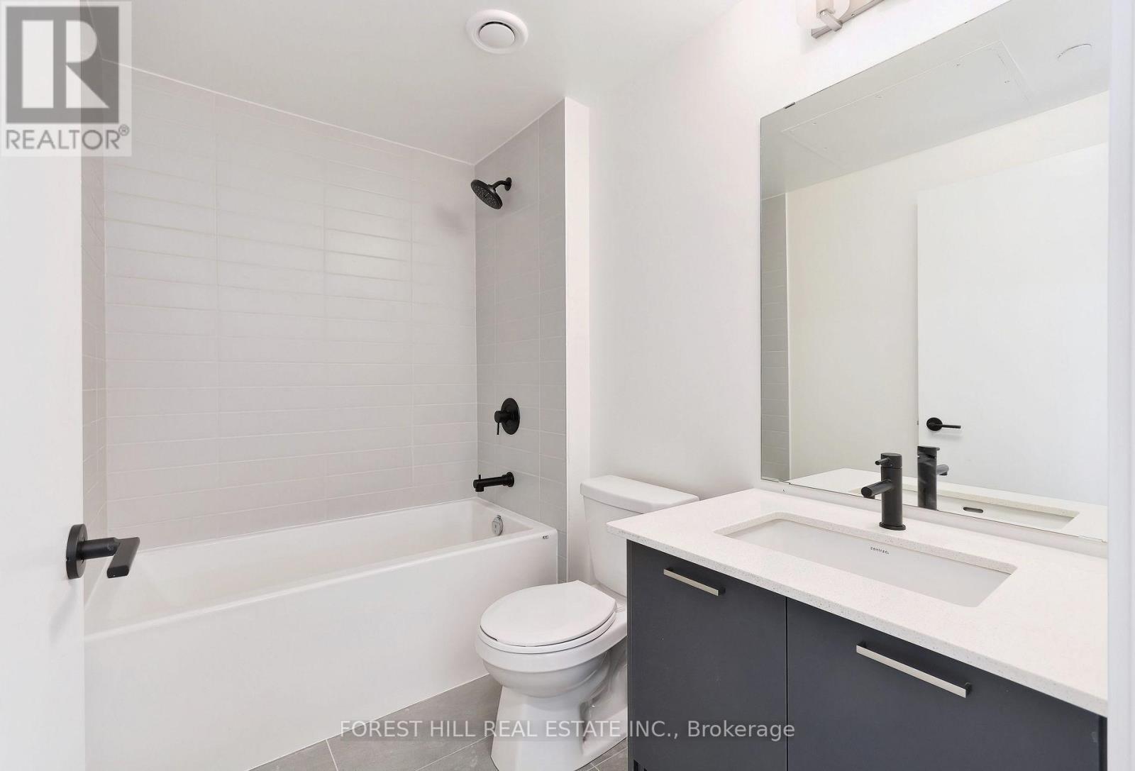 #725 2300 ST CLAIR AVENUE W - 25