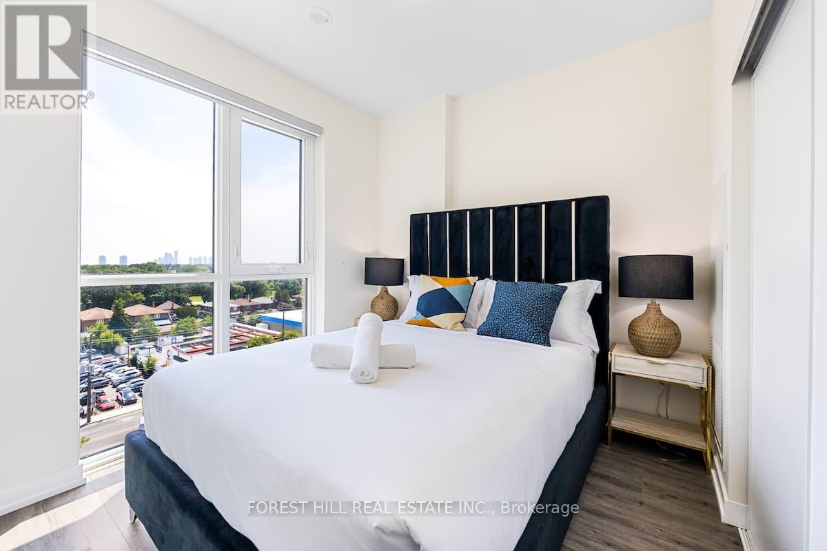 #725 2300 ST CLAIR AVENUE W - 28