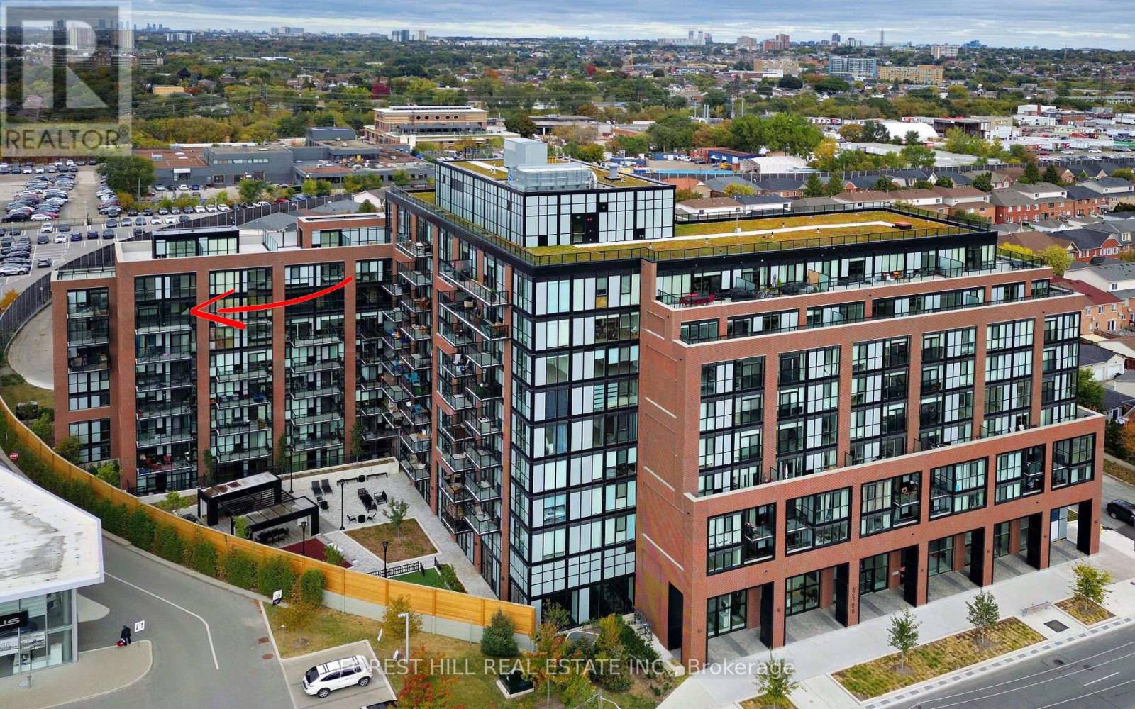 #725 2300 ST CLAIR AVENUE W - 5