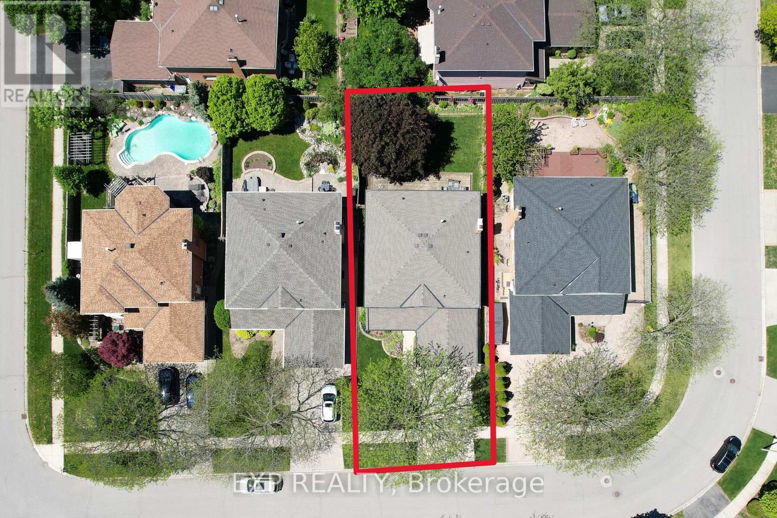 209 NOTTINGHAM DRIVE - 4