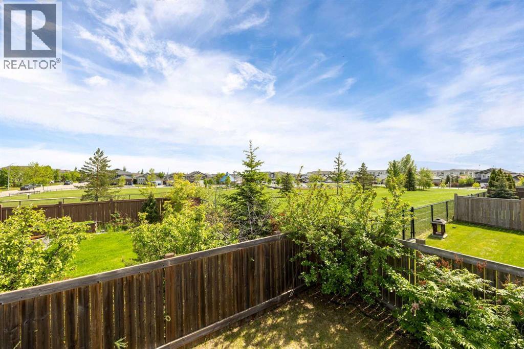 299 Pacific Crescent — photo 37