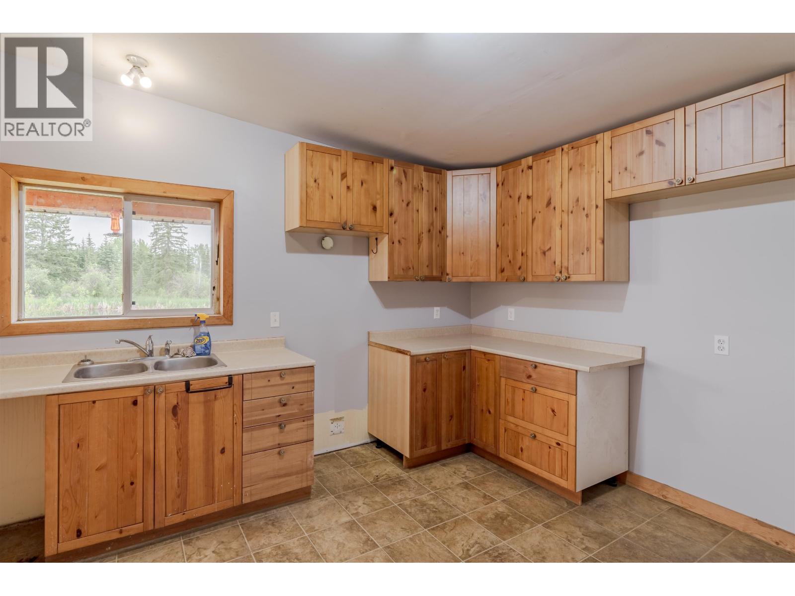 6321 HOUSEMAN ROAD - 19
