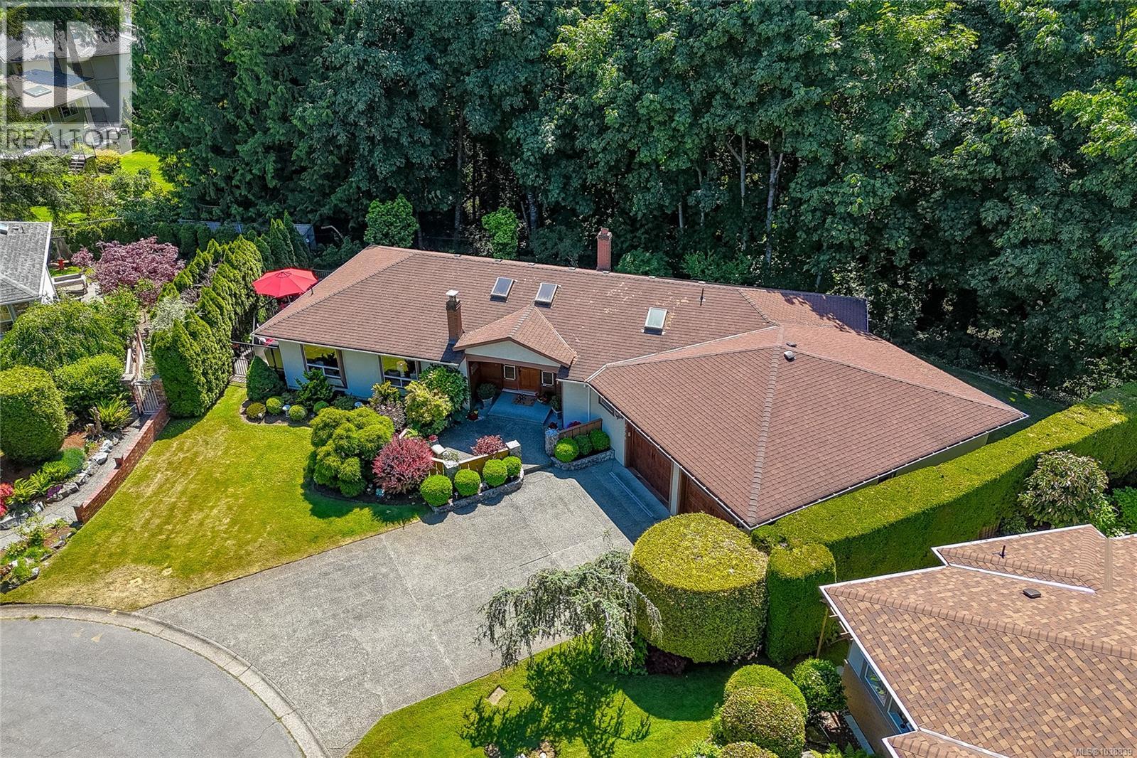 4770 Amblewood Dr - 4