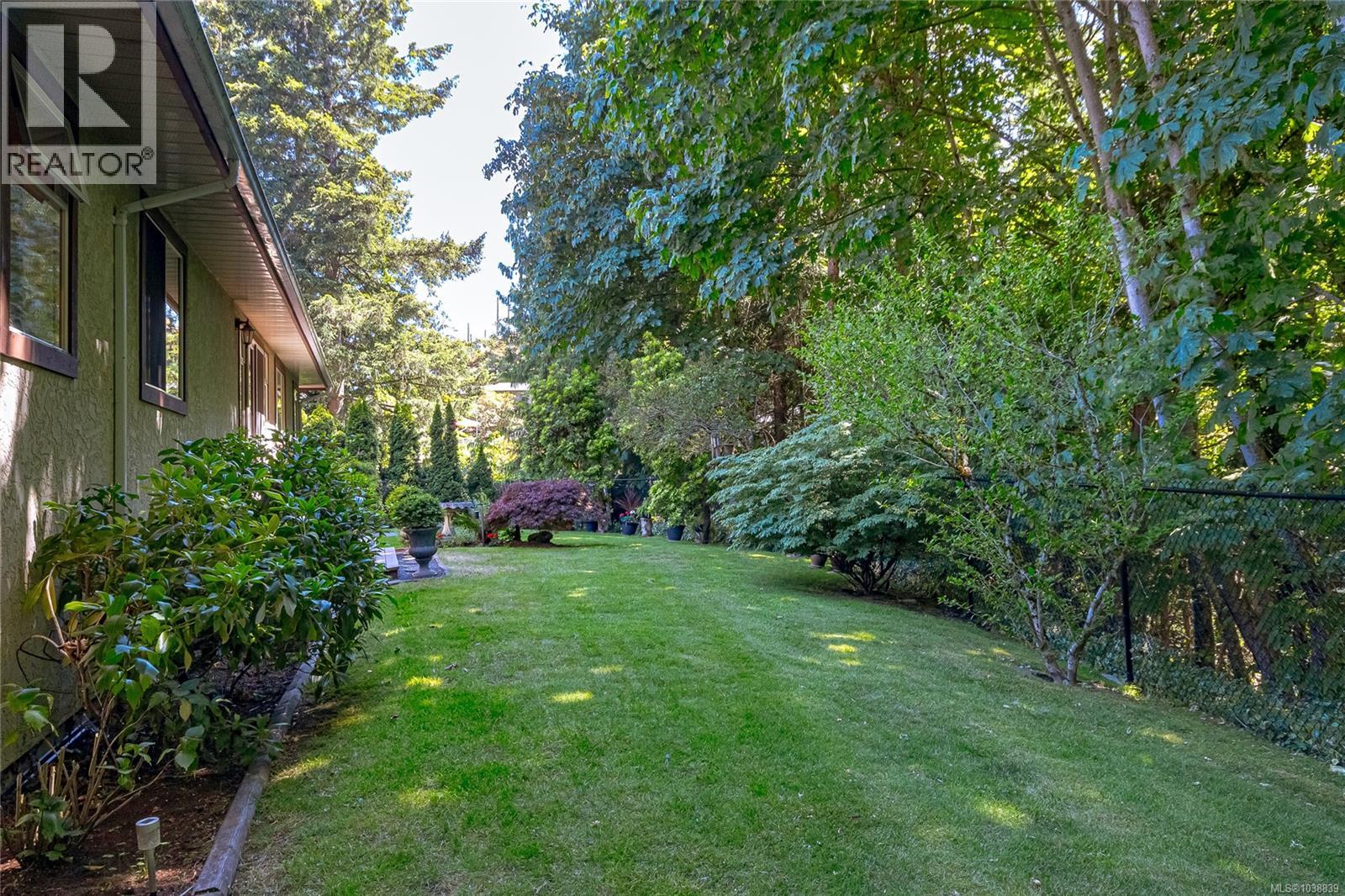 4770 Amblewood Dr - 42