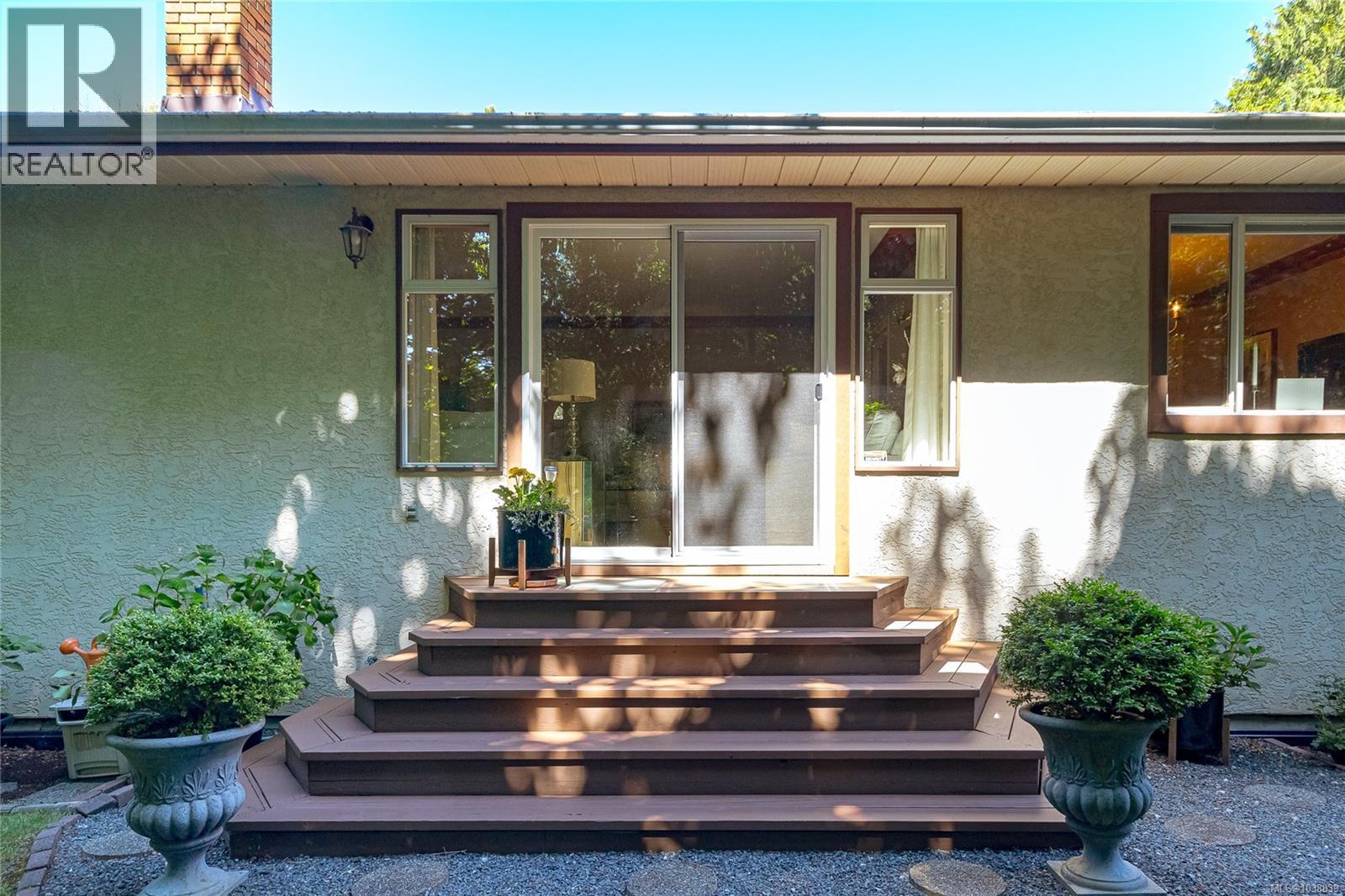 4770 Amblewood Dr - 41