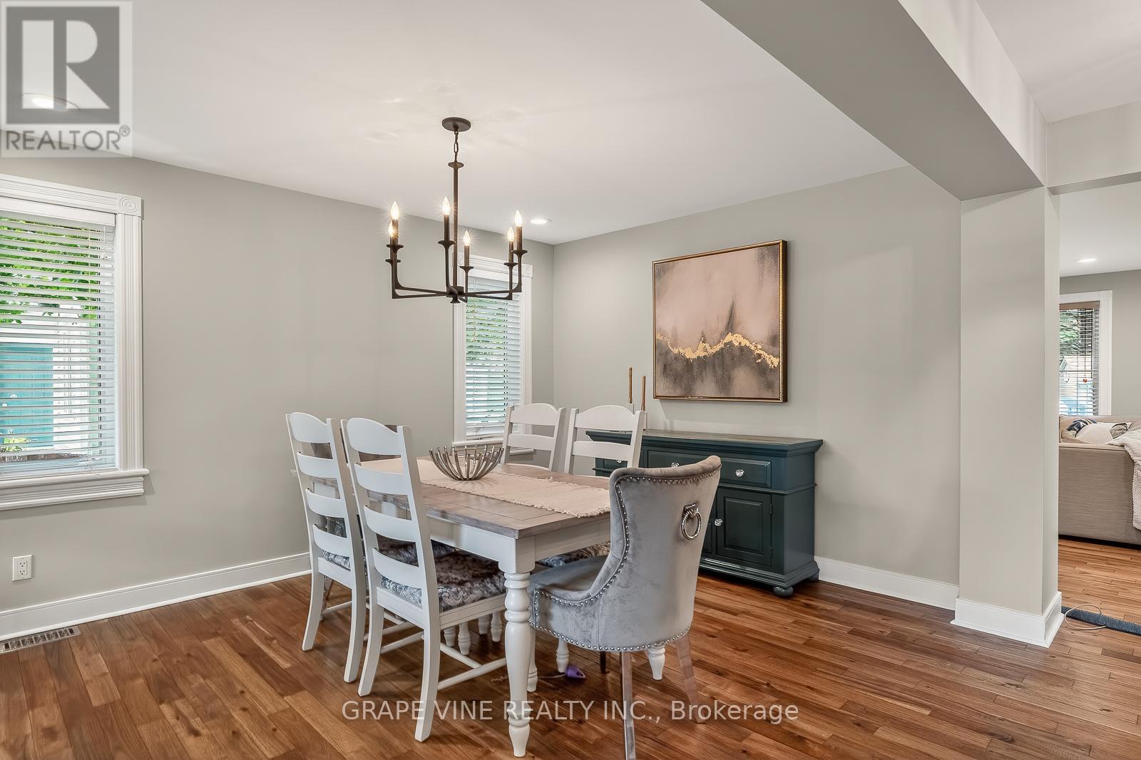 4 CARBERY DRIVE - 13