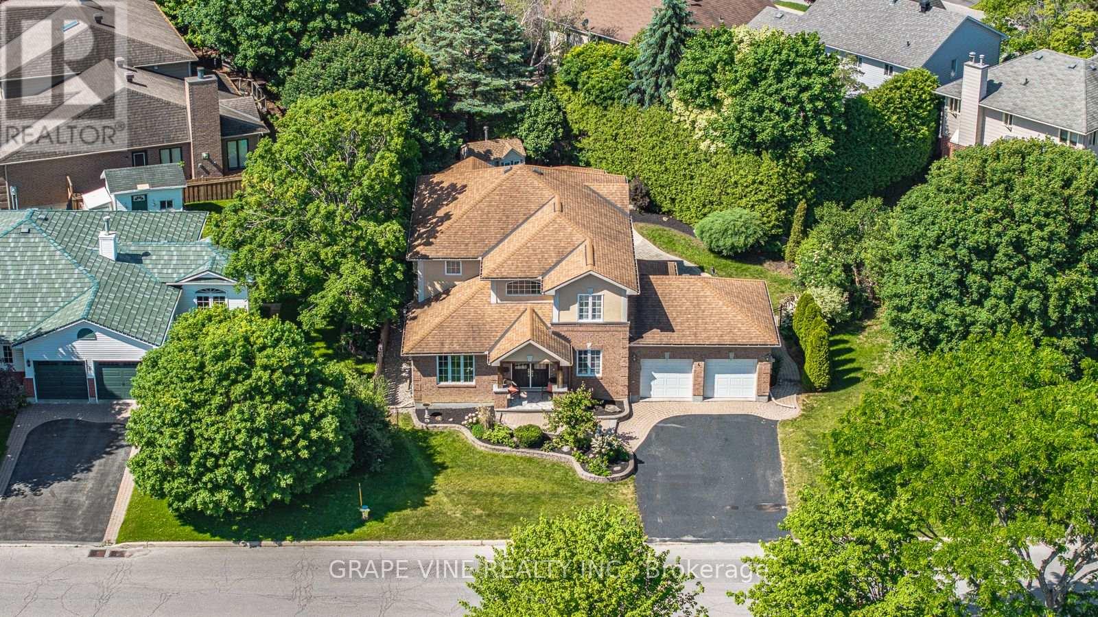 4 CARBERY DRIVE - 2