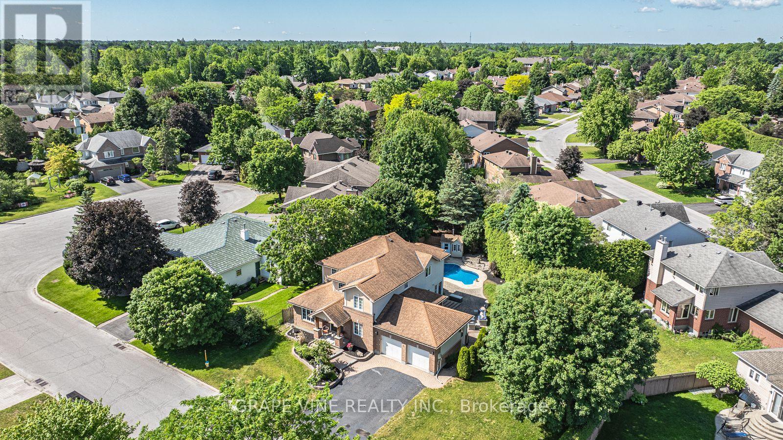 4 CARBERY DRIVE - 47