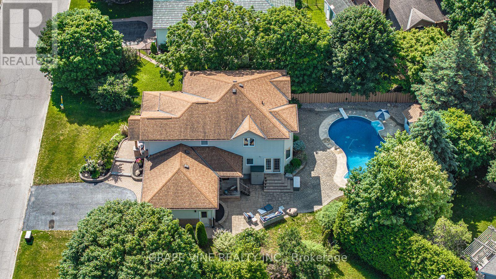 4 CARBERY DRIVE - 49