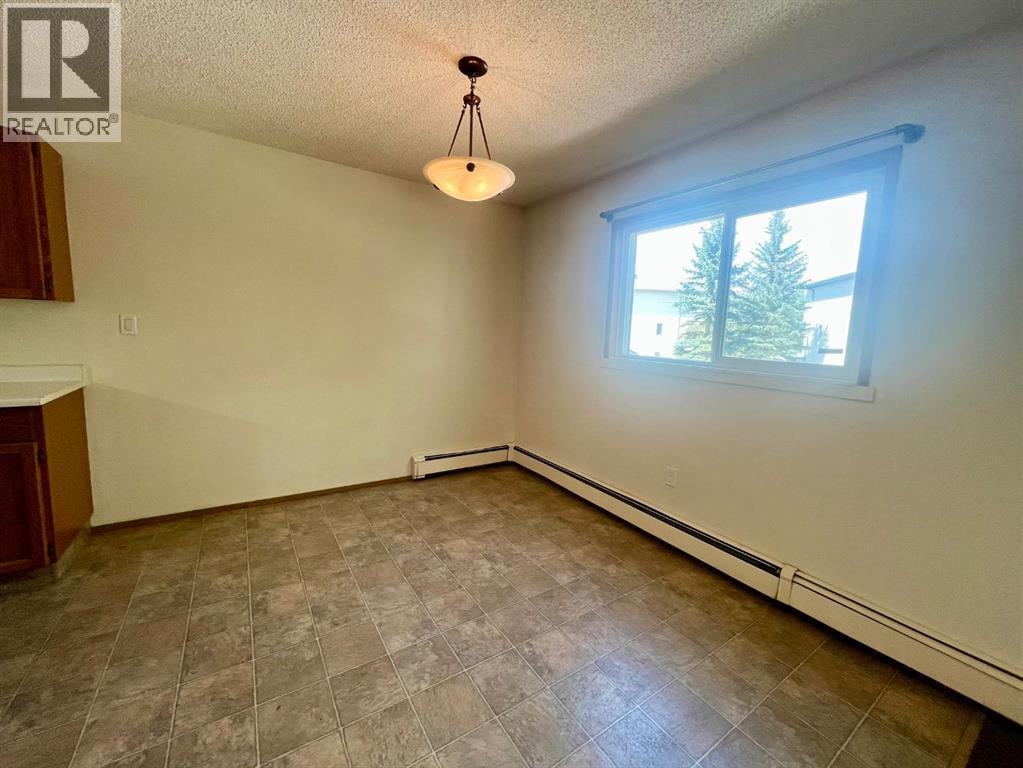 204, 5502 58A Street — photo 7
