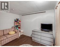 814 10th Street, Castlegar, BC V1N2H8 Photo 32