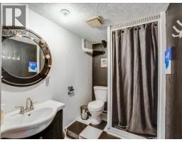 814 10th Street, Castlegar, BC V1N2H8 Photo 29
